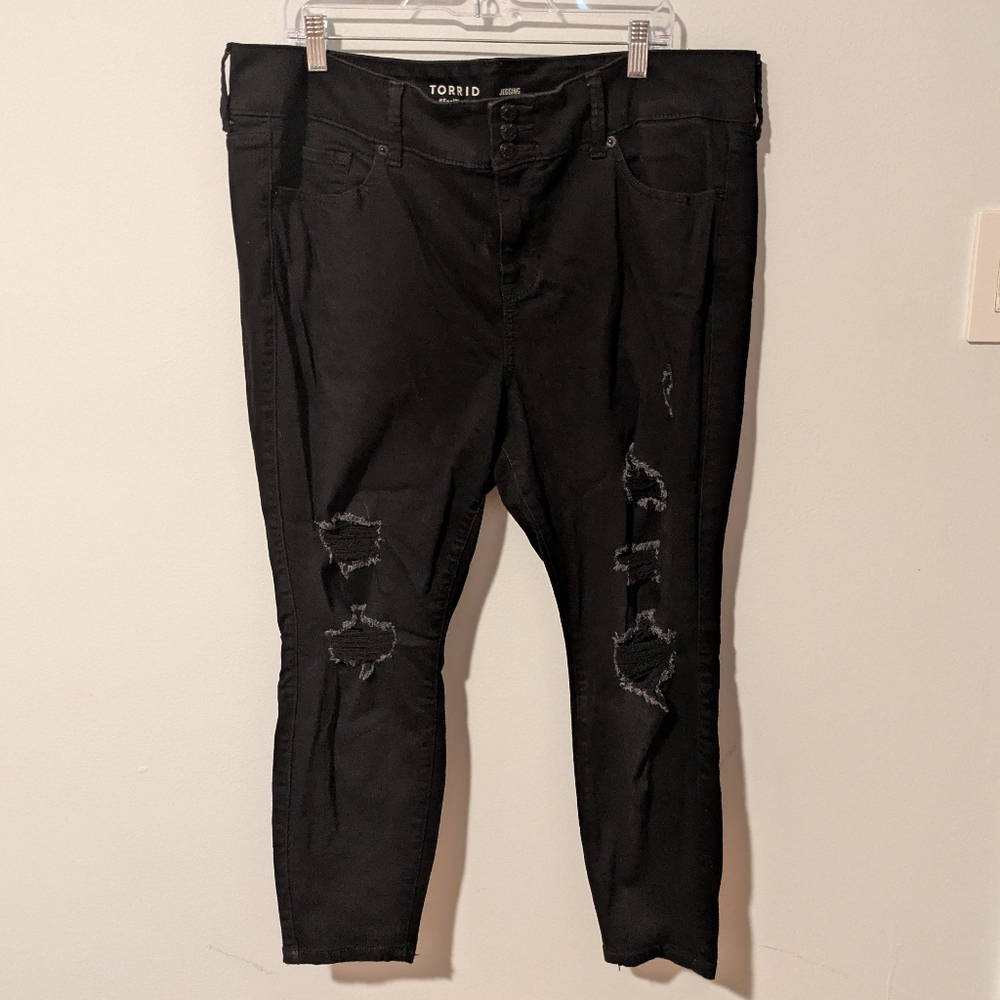 Torrid Destructed Black Jegging Super Soft High Rise Jeans Size 22 Extra Short